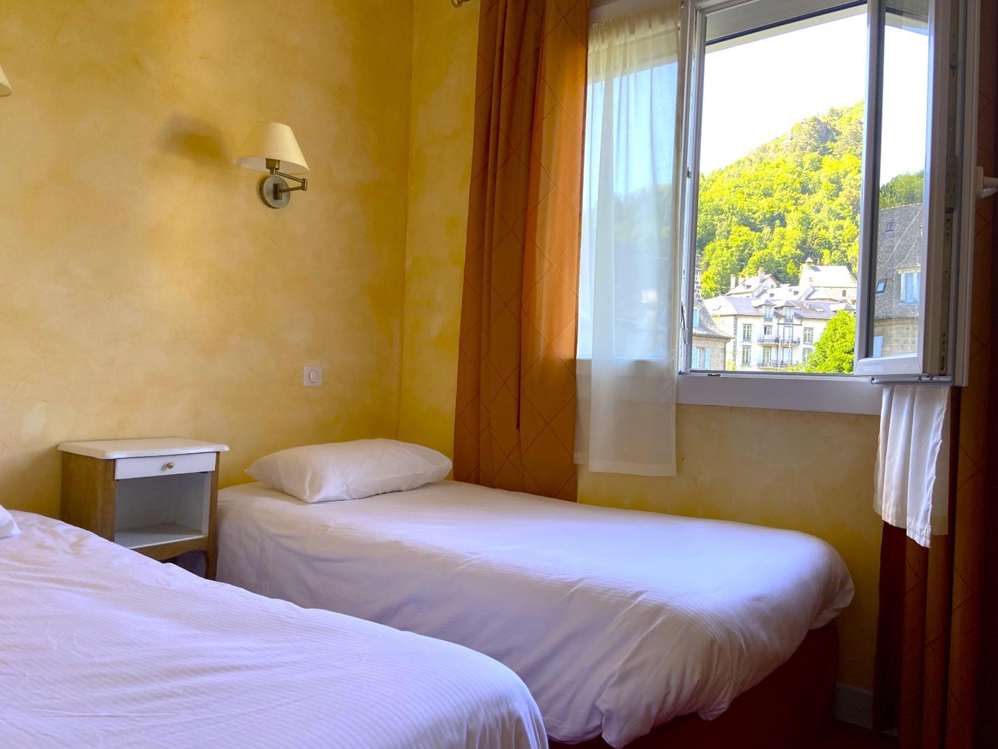 Hotel Beausejour Vic-sur-Cere Phòng bức ảnh